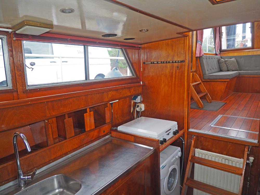 Cabin en avant, H&eacute;bergements